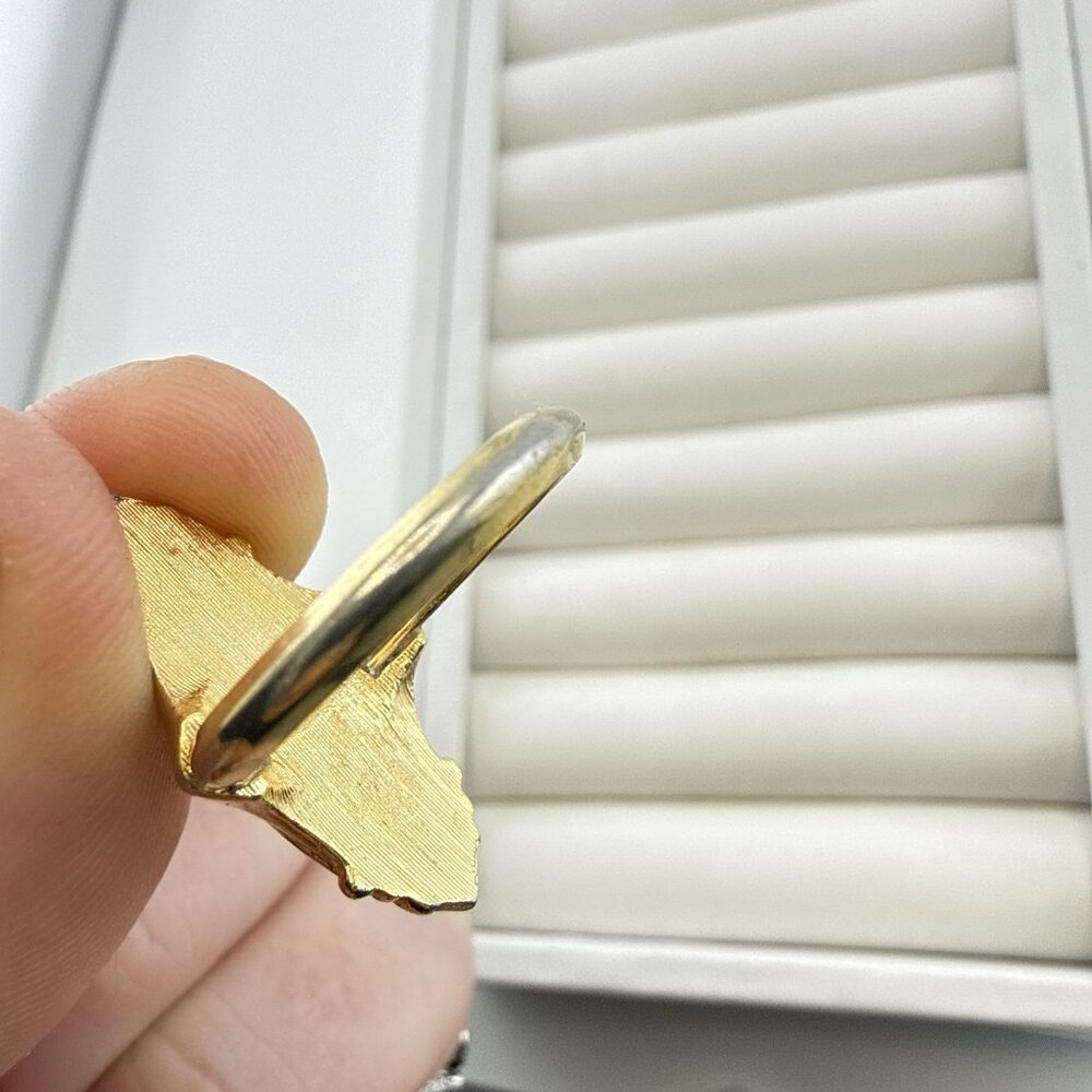 Vintage Avon Ring Kensington Victorian Revival sz 6- 6.5 Gold Tone 70s Starburst - Picture 11 of 13